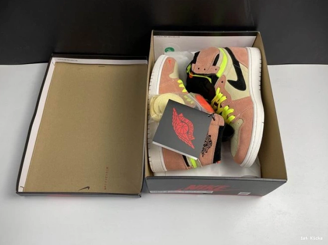 1st Kicks Shoes Jordan 1 Switch Air High CW6576-800 Peach 0814